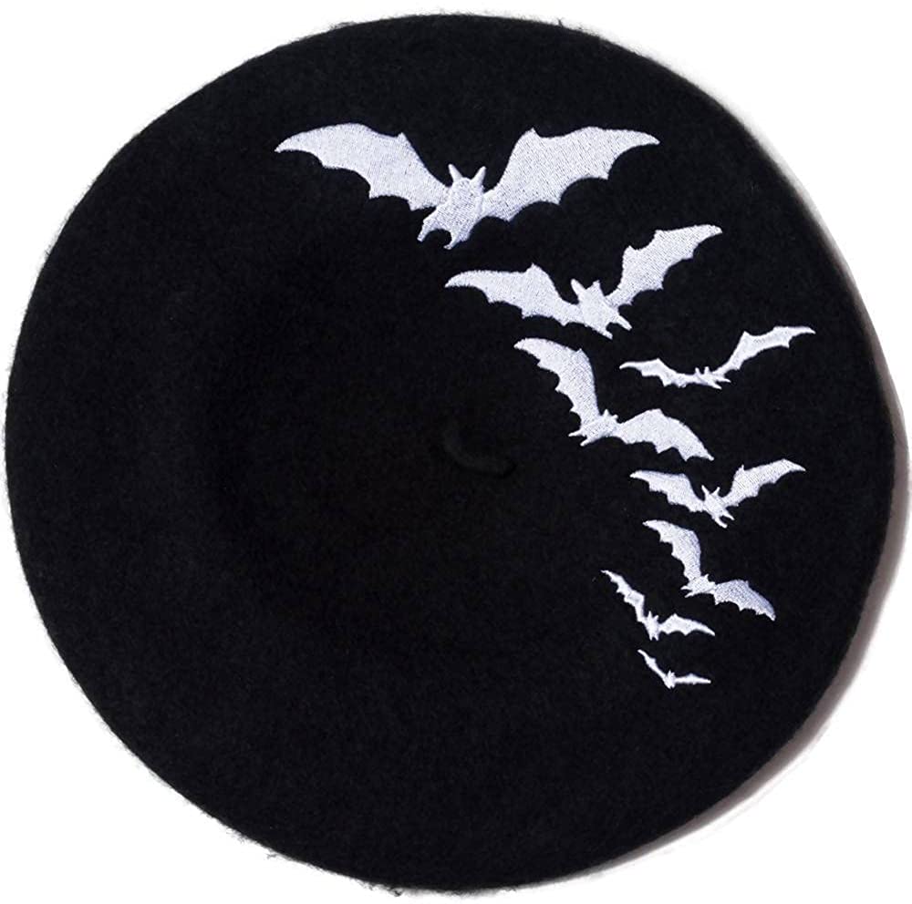 kreepsville 666 Women's Beret White Bats