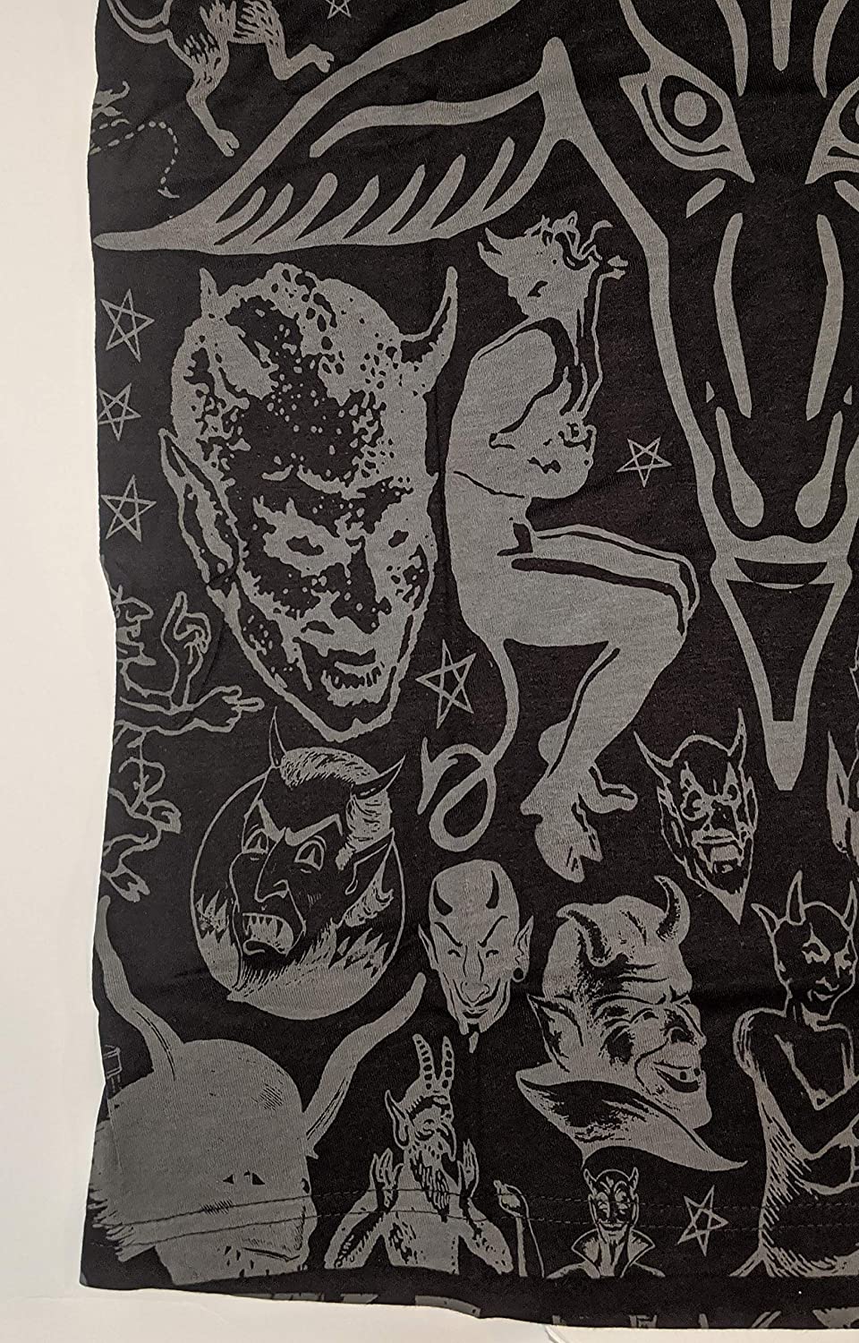 Baphomet Men’s T-Shirt Goat Head Devil Satanic Goth Punk Pentagram Tee