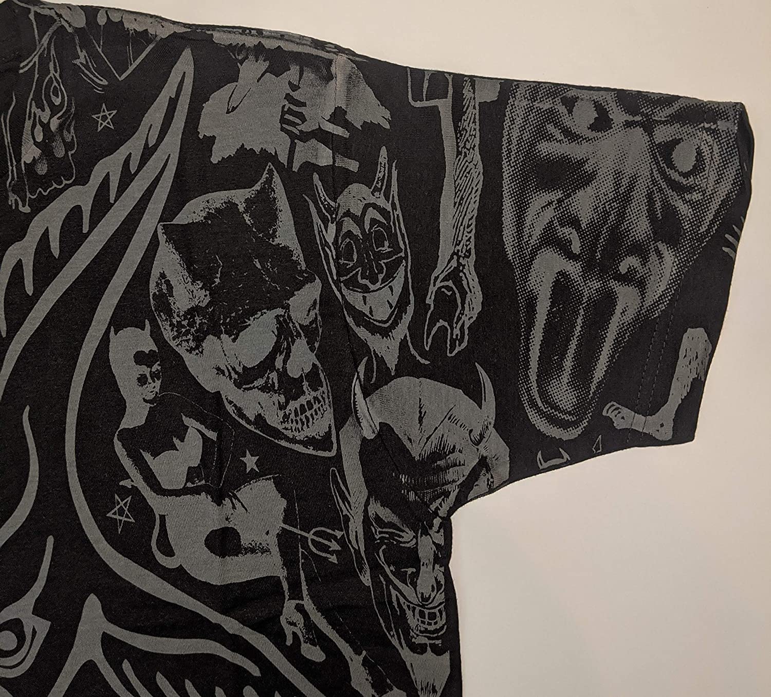 Baphomet Men’s T-Shirt Goat Head Devil Satanic Goth Punk Pentagram Tee