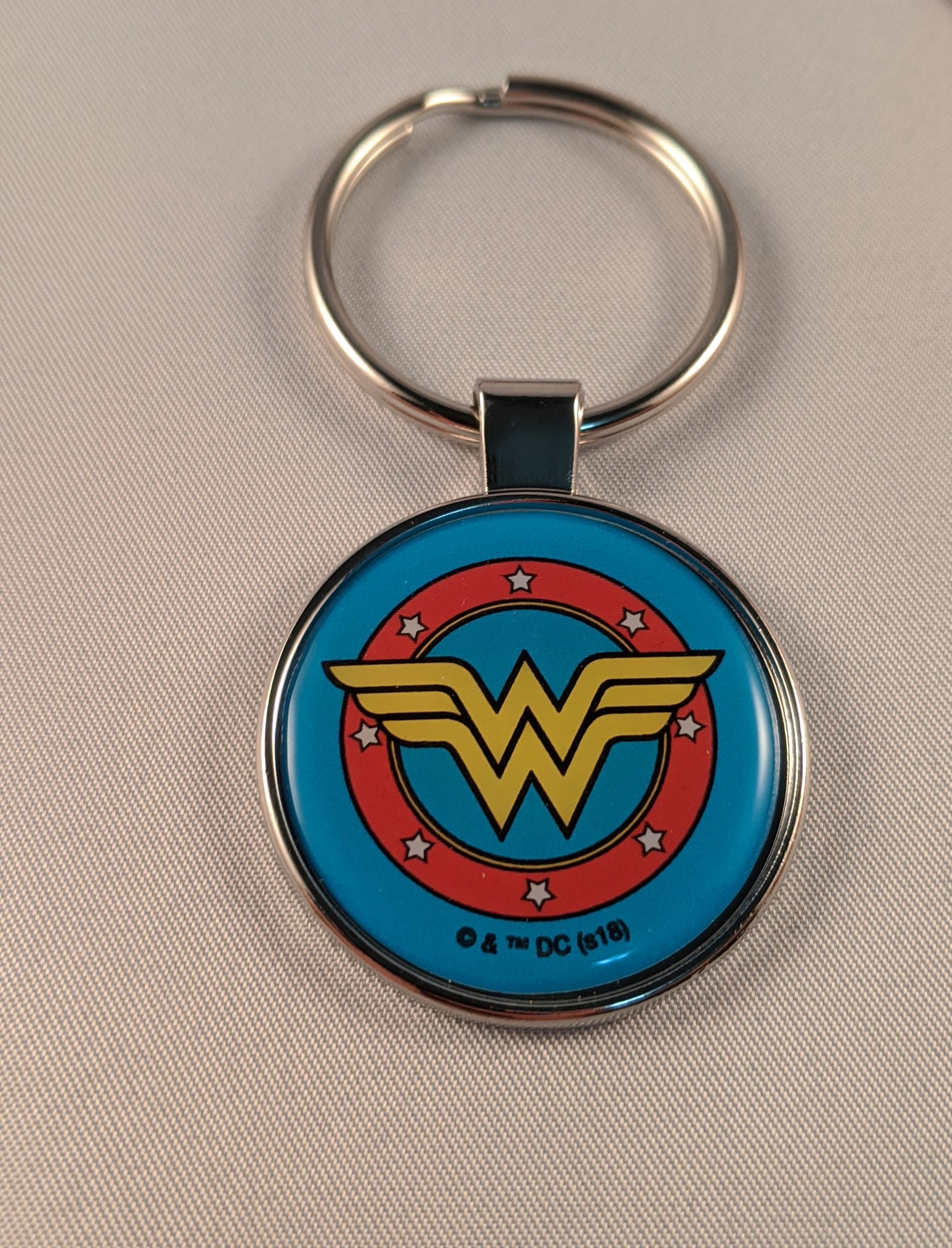 Wonder Woman  ID Badge Holder Lanyard & Keychain Bundle - DC Comics Superhero