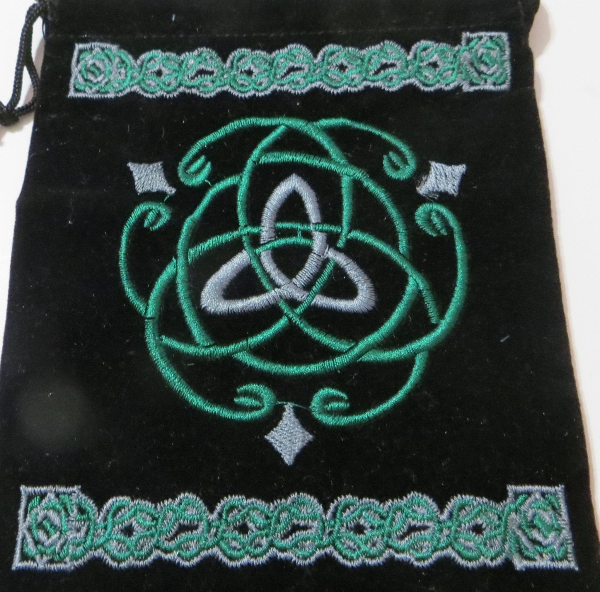 Celtic Triquetra Tarot Card Bag 5x7 Unlined Velveteen Embroidered Bag