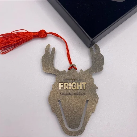 Mari Lwyd Horse Skull: Dual-Use Ornament & Bookmark from Loot Fright Legends