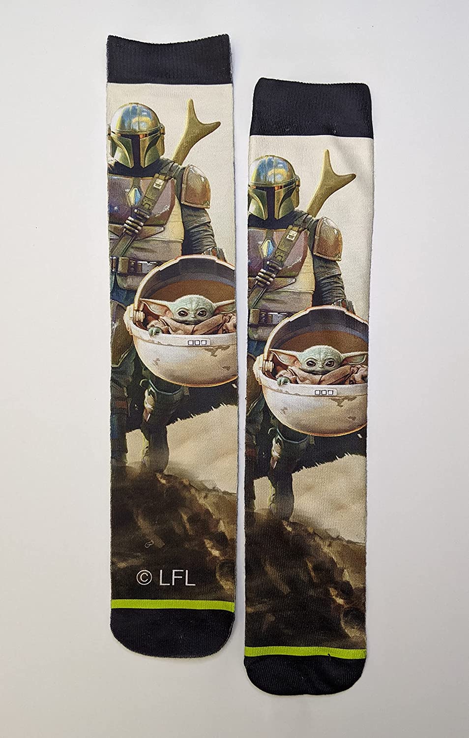 Star Wars The Mandalorian Baby Yoda Men's Crew Socks (2 Pair Pack)