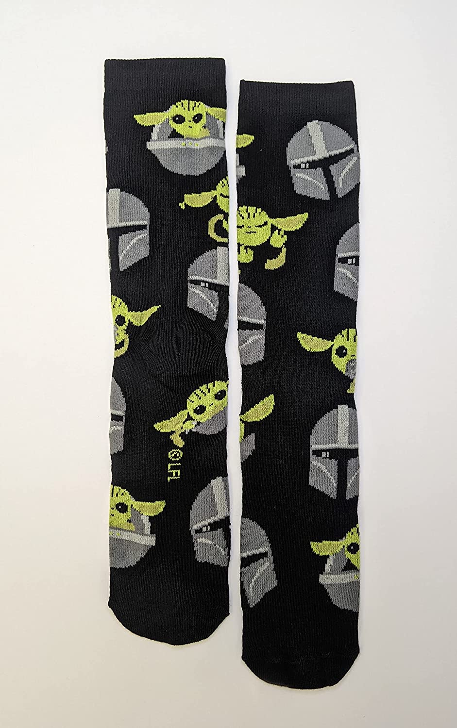 Star Wars The Mandalorian Baby Yoda Men's Crew Socks (2 Pair Pack)